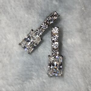 💎2 Carat Moissanite & S925 Silver Round & Radiant-cut Drop Dangle Earrings NWT!